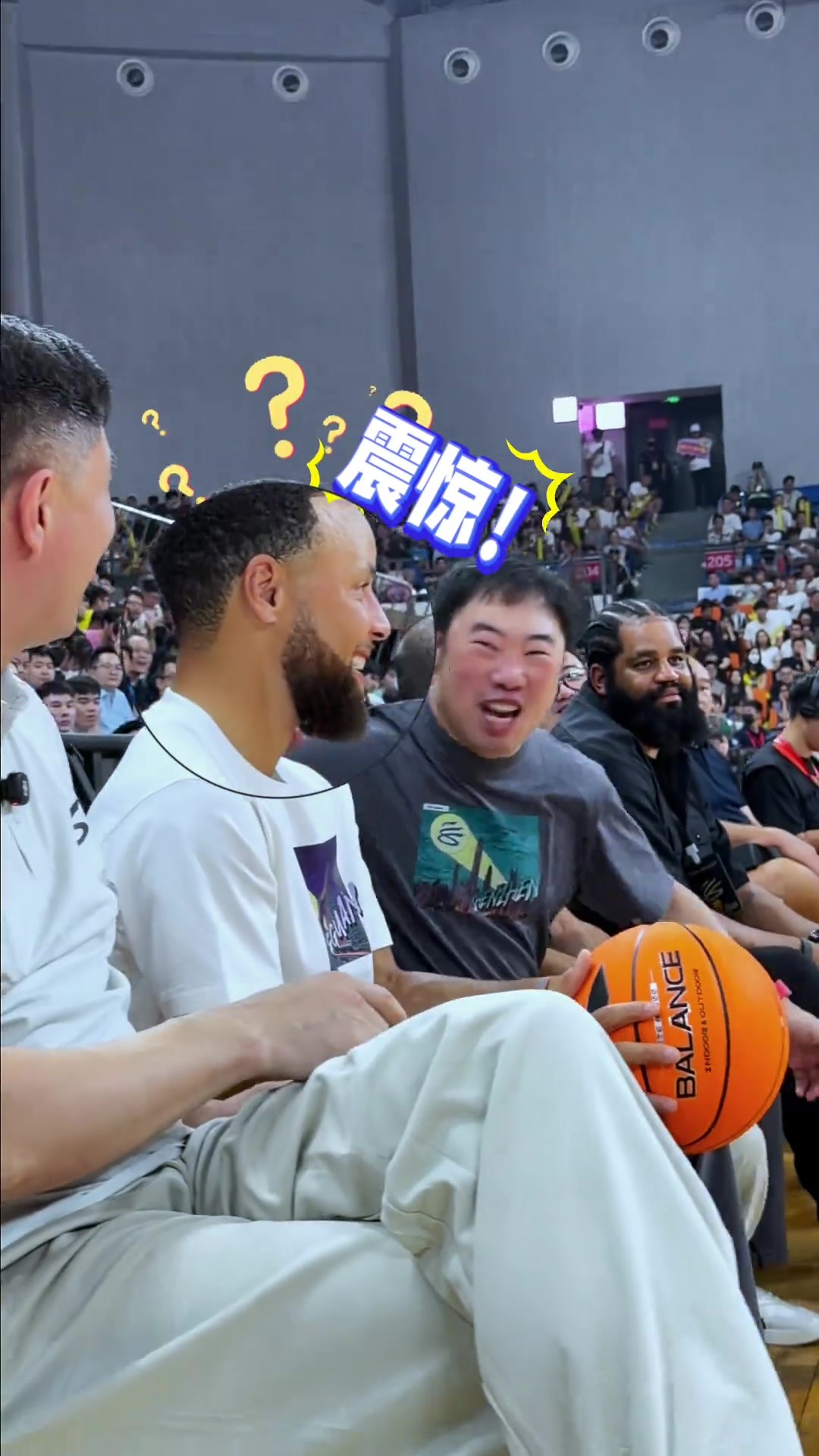 这剧本不错！🤣库里喜提&ldquo;粤BA&rdquo;生涯首个进球